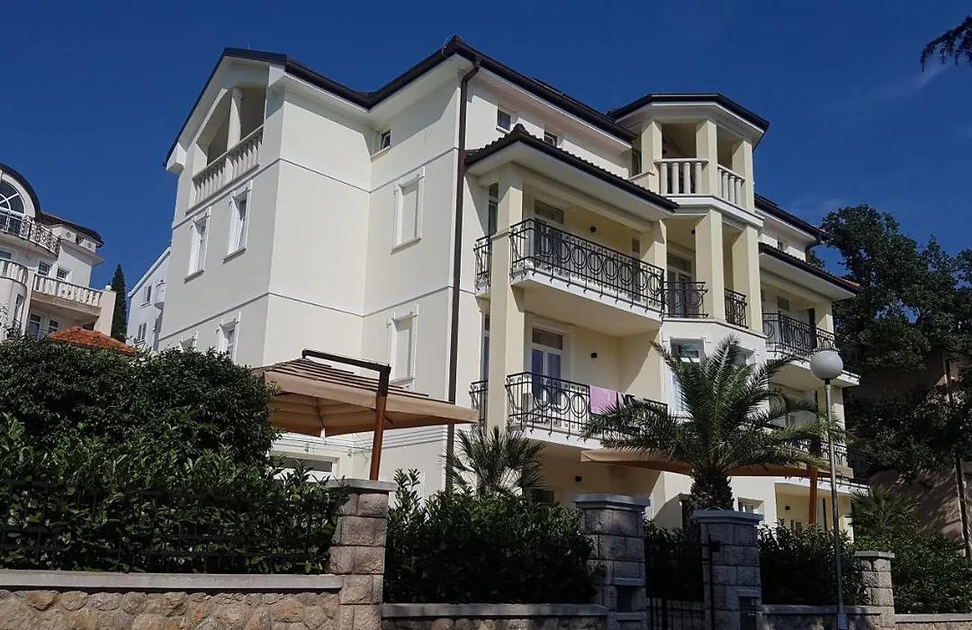 Villa Emilia (Adults Only)-1